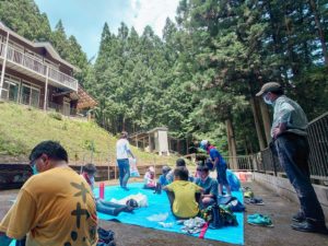 檜原山荘に到着